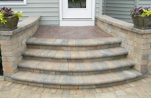 Pavers Step services in Orlando by Evergreen 613